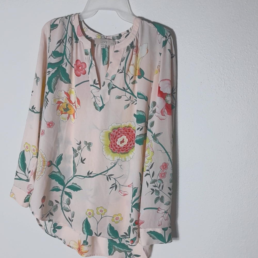 BEAUTIFUL LOFT WOMEN TOPS​
